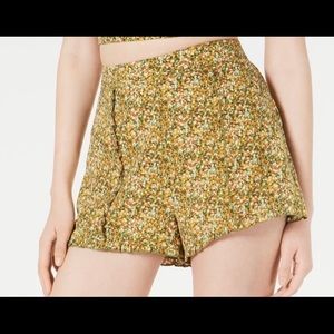 Material girl olive floral shorts